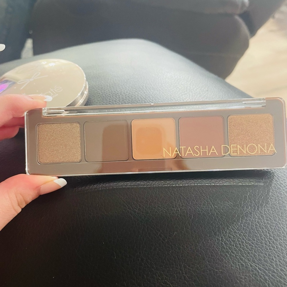 Natasha Denona alloy eye shadow palette